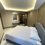 Sa Apartments! 2bd Flat 400m To The Apartamento