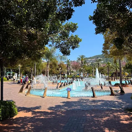 Sa Apartments! 500m To The Cleopatra Apartment