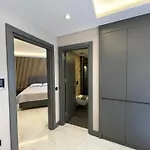 דירה Sa Apartments! 2bd Flat 400m To The אלאניה