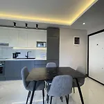 Sa Apartments! 2bd Flat 400m To The * אלאניה