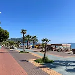 דירה Sa Apartments! 2bd Flat 400m To The